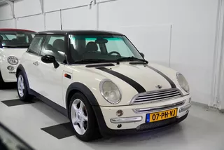 Mini 3-Deurs 1.6 Cooper Chili LEDER AIRCO CRUISE LM VELGEN