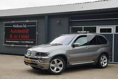 BMW X5 3.0D AUT Grijs kenteken PANO LEDER TREKHAAK XENON 20" BMW X5 3.0D AUT Grijs kenteken PANO LEDER TREKHAAK XENON 20"