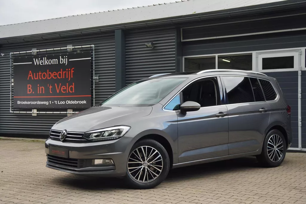 Volkswagen Touran 1.4 TSI | DSG | Highline | 1e EIGENAAR | LED | PANO | MASSAGE | ALCANTARA |
