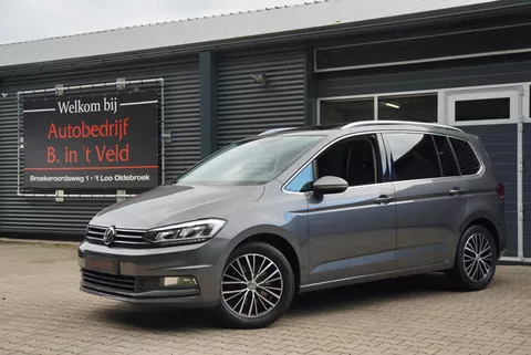 Volkswagen Touran 1.4 TSI | DSG | Highline | 1e EIGENAAR | LED | PANO | MASSAGE | ALCANTARA |