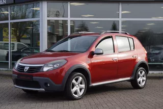 Dacia Sandero 1.6 Stepway AIRCO LAGE KMSTAND LM VELGEN