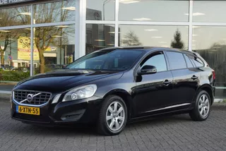 Volvo V60 1.6 T3 Kinetic NAVI PDC STOELVERW. CLIMA