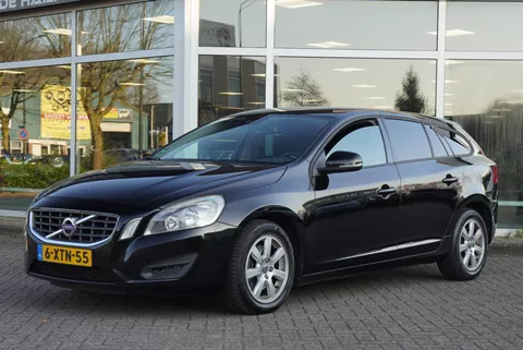Volvo V60 1.6 T3 Kinetic NAVI PDC STOELVERW. CLIMA Volvo V60 1.6 T3 Kinetic NAVI PDC STOELVERW. CLIMA
