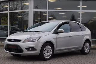 Ford Focus 1.8 Titanium LEDER NAVI CLIMA VOORRUITVERW.