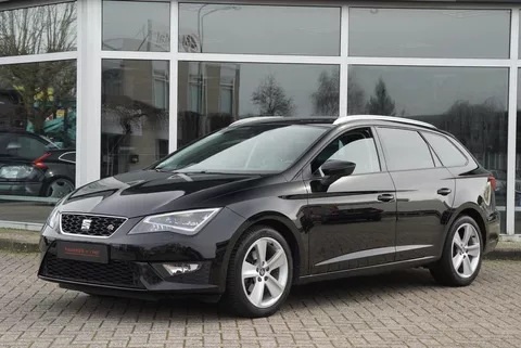 SEAT Leon ST 1.4 EcoTSI FR AUT DSG FULL LED NAVI LEDER PDC SEAT Leon ST 1.4 EcoTSI FR AUT DSG FULL LED NAVI LEDER PDC