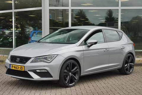 Seat Leon 1.4 TSI FR CARPLAY MAXTON DESIGN FULL LED AMBIANCE CAMERA Seat Leon 1.4 TSI FR CARPLAY MAXTON DESIGN FULL LED AMBIANCE CAMERA