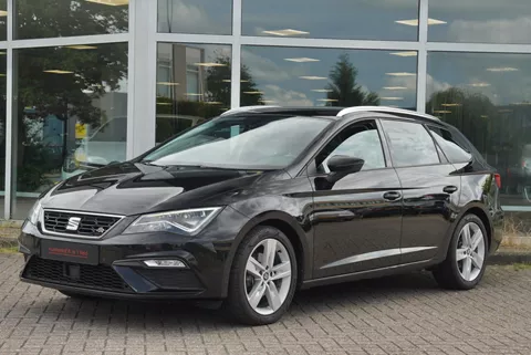 SEAT Leon ST 1.4 EcoTSI FR LED AMBIANCE CAMERA PDC CARPLAY LEDER SEAT Leon ST 1.4 EcoTSI FR LED AMBIANCE CAMERA PDC CARPLAY LEDER