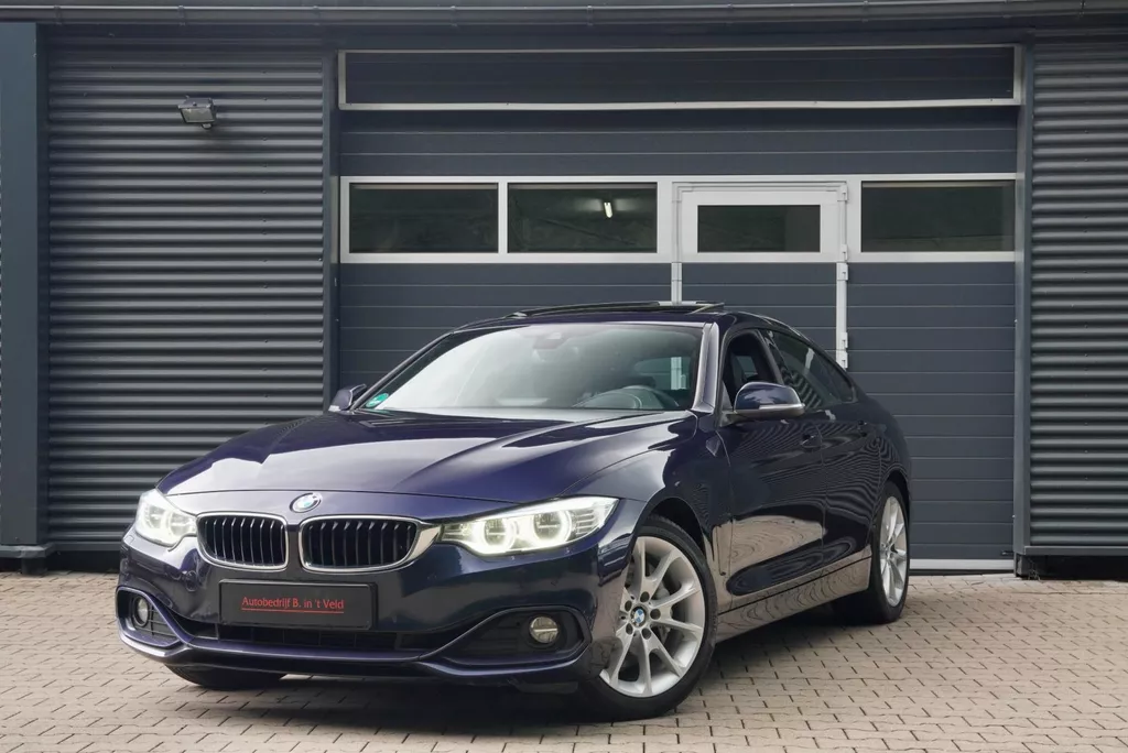 BMW 4-serie Gran Coup&eacute; 435i 306 PK High Exe SCH.DAK MEMORY HANDBAK! LED LEDER HUD CAMERA